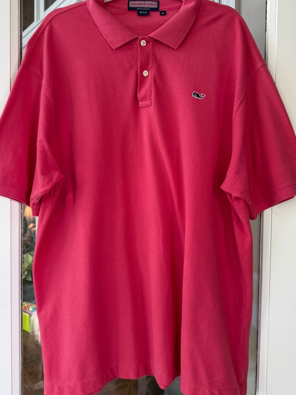 Vineyard Vines Raspberry Red Men's Polo with Whale Logo EUC. Clean, smoke free